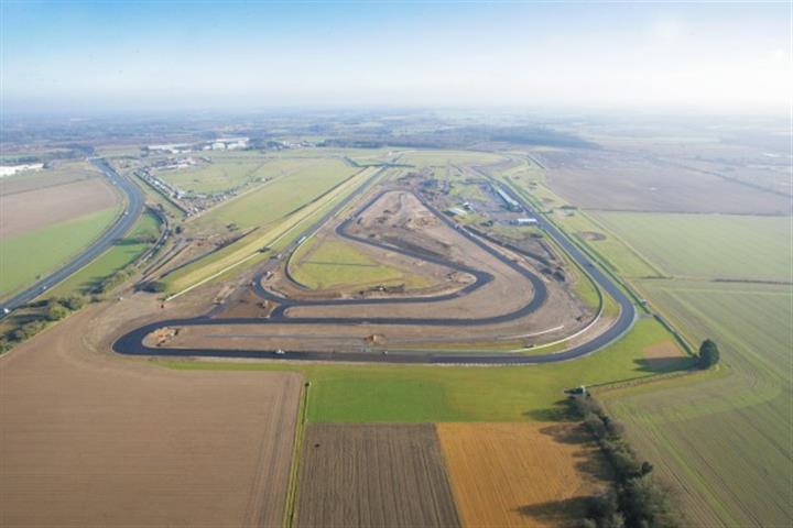 Snetterton 300